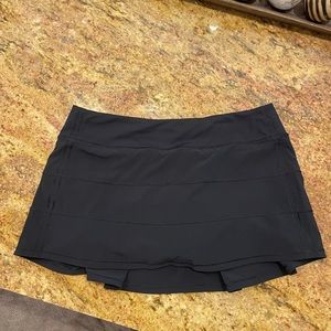 Black Lululemon Pace Rival Mid-Rise Skirt